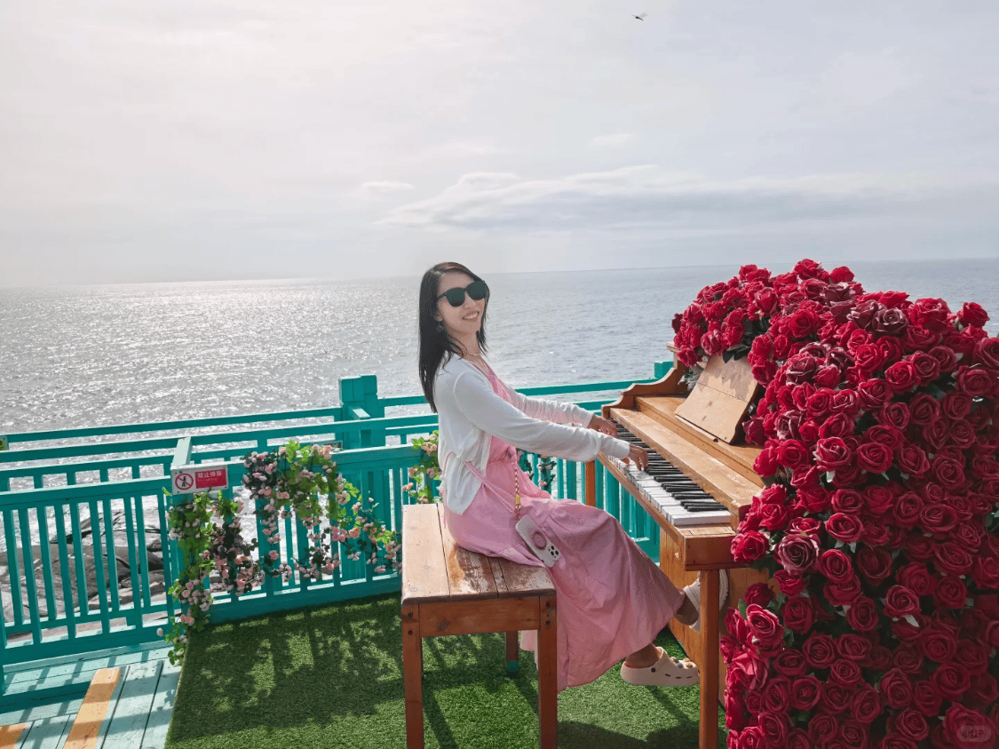 游｜海底餐厅×花海旅拍 闺蜜轻奢报团体验方案指南澳门新葡京网页「颜值打卡营」海南三亚旅行社报团旅(图2)