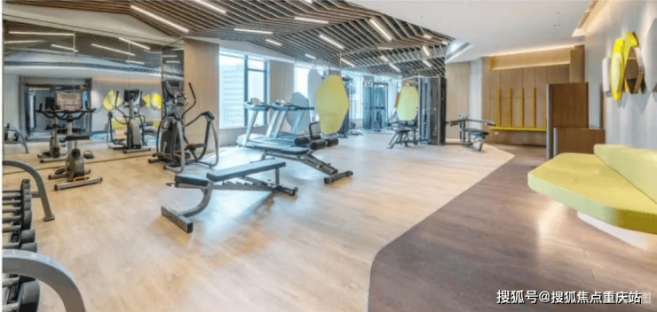 楼盘深度测评_网红户型解析_春节预约看房新葡京成都「合景J300」售楼部电话_(图5)